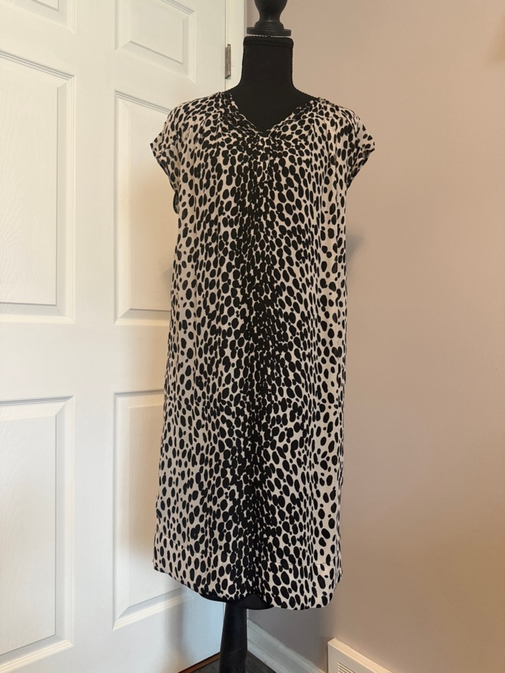 Talbots Black and White Printed Cap-Sleeve Women's Dress